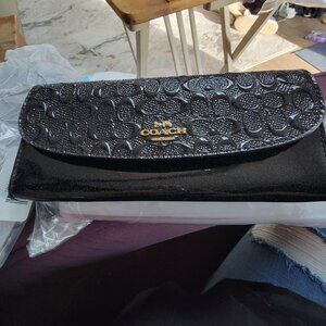 SOFT WALLET IN SIGNATURE LEATHER (COACH F26814) BLACK/LIGHT GOLD